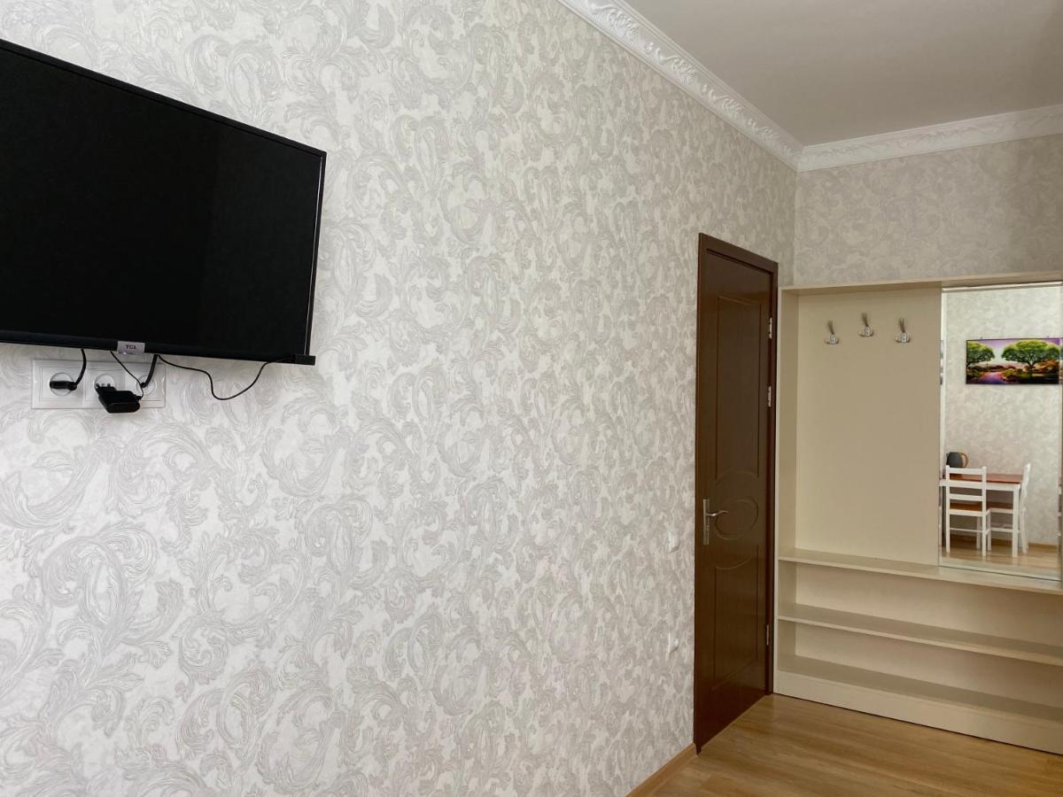 Hotel Sharl Ninotsminda エクステリア 写真