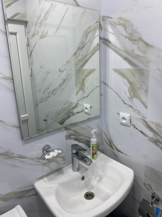 Hotel Sharl Ninotsminda エクステリア 写真